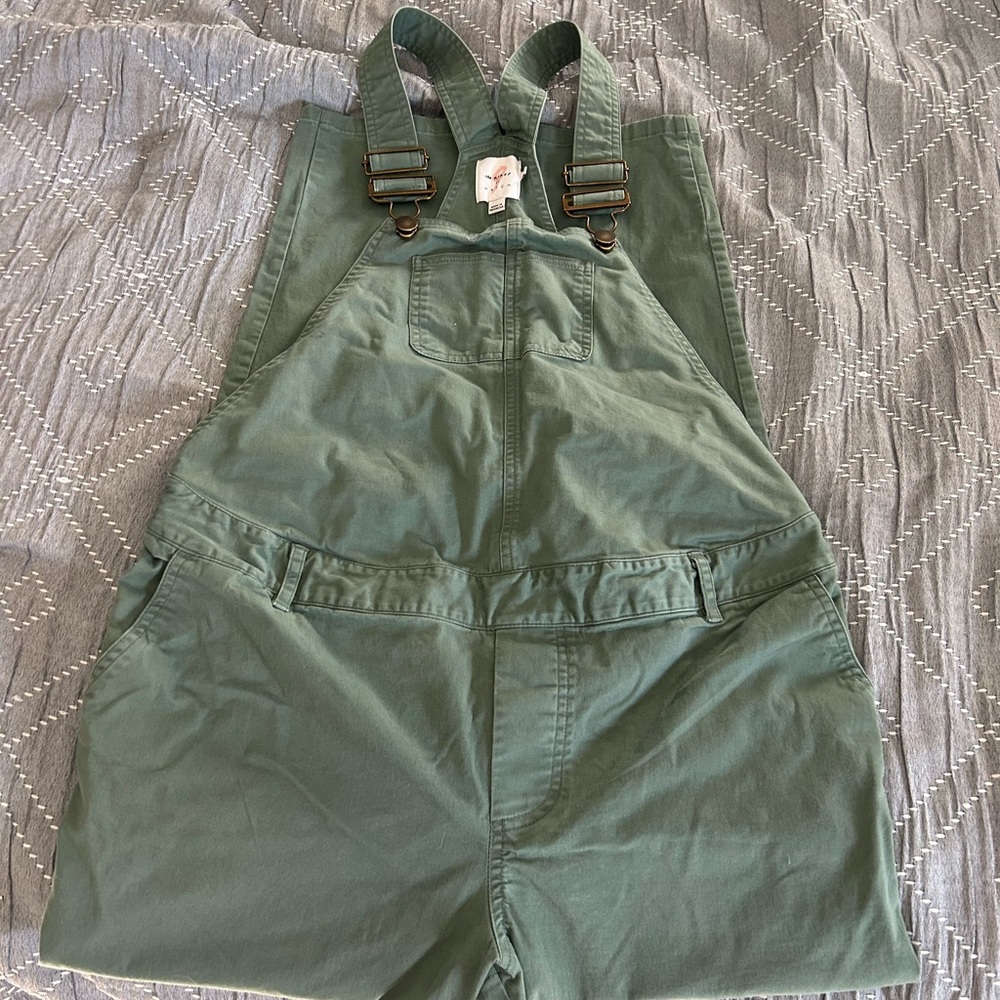 Olive green Maternity utility overalls sz xs